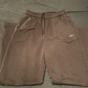 Alo Accolade Straight Leg Sweatpants Size Sm
